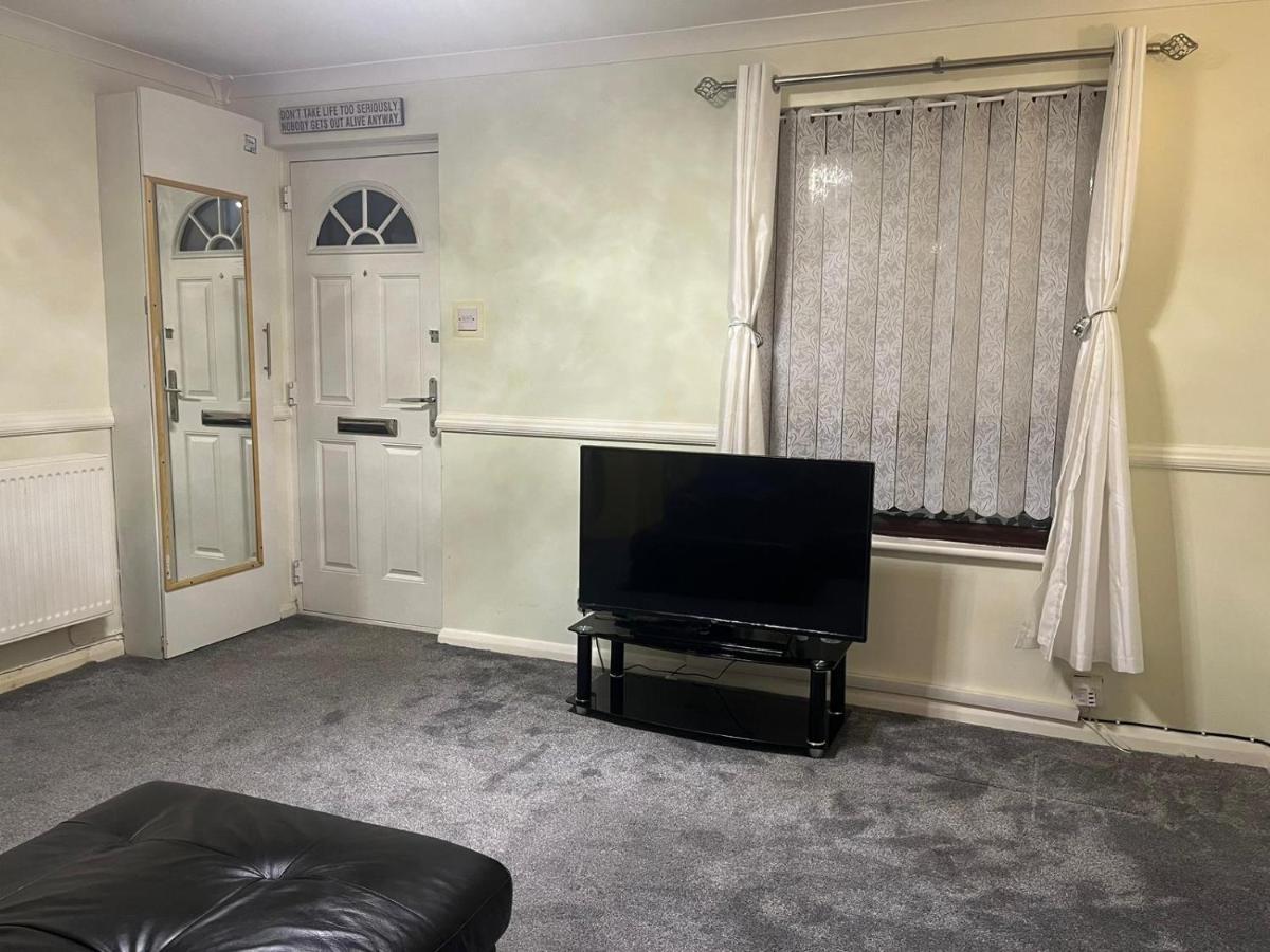 London 1 Bed Cosy House Norwood Exterior foto
